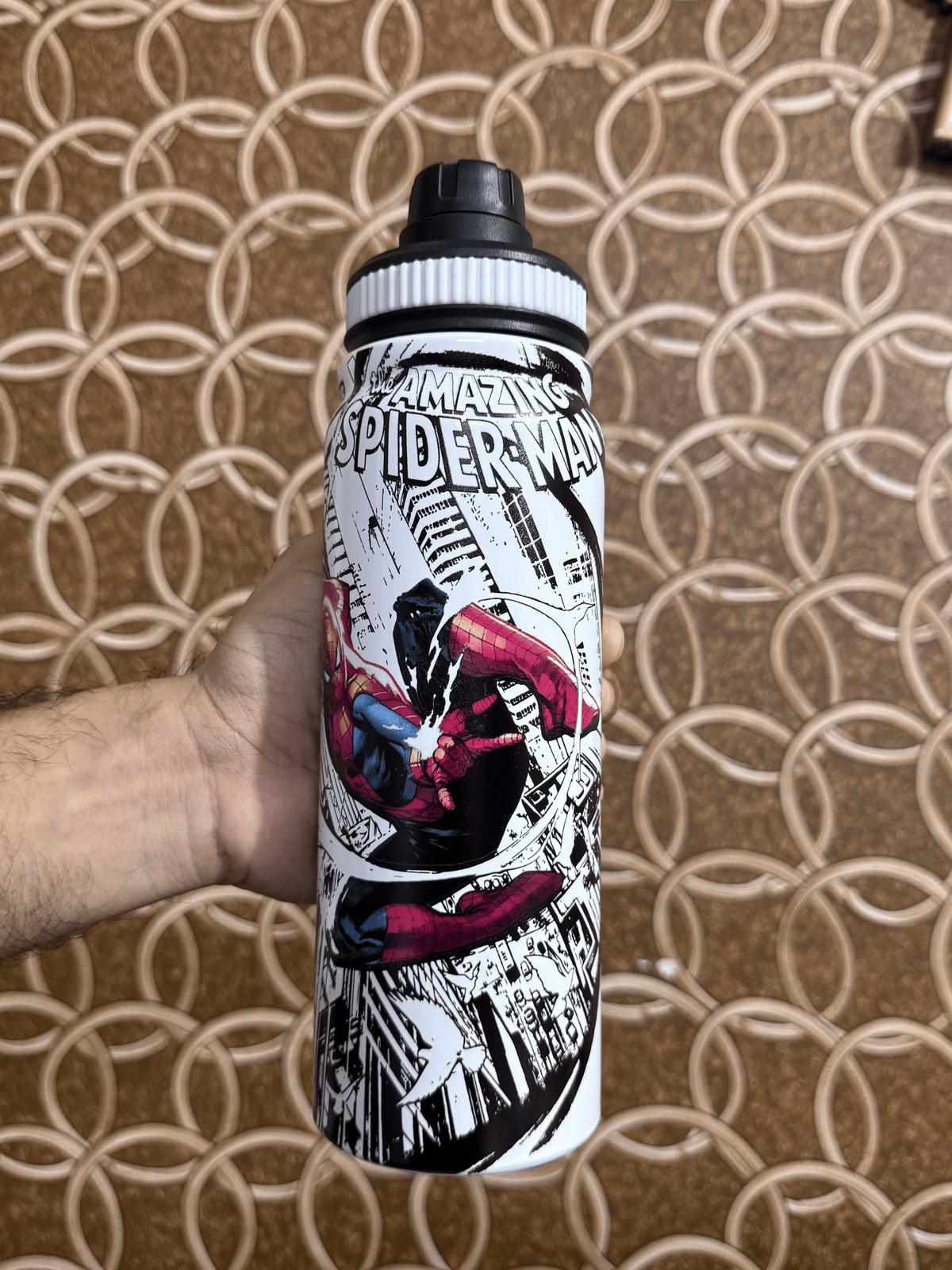 Nestspidy 800ML insulated steel water bottle featuring Spidy Comics design